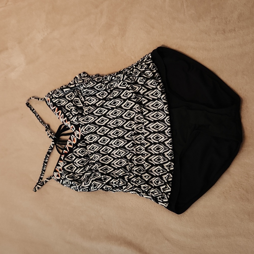Bathing suit